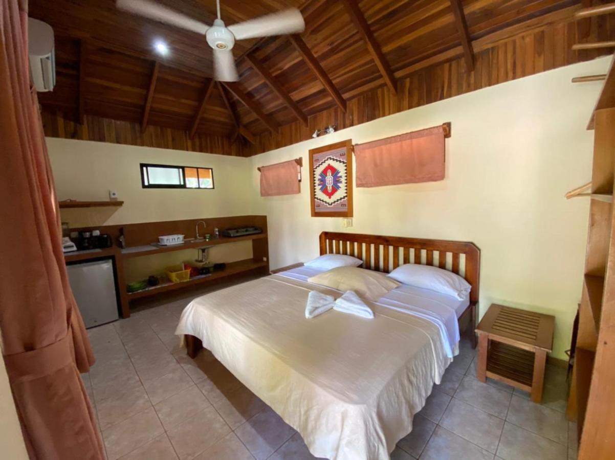 Hotel Ritmo Tropical - Pool And Breakfast Playa Santa Teresa  Room photo